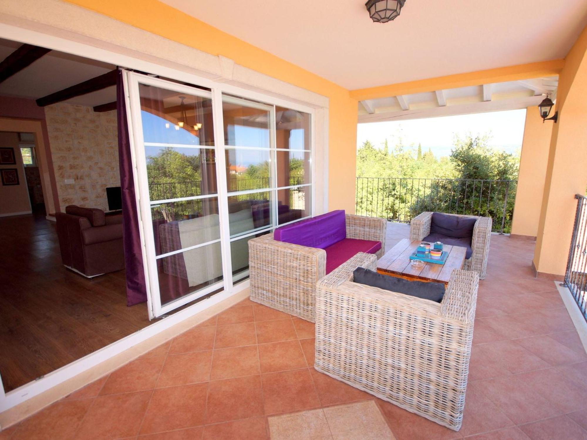 Lovely Villa With Pool, Wellness And Fenced Garden Rakalj Екстериор снимка
