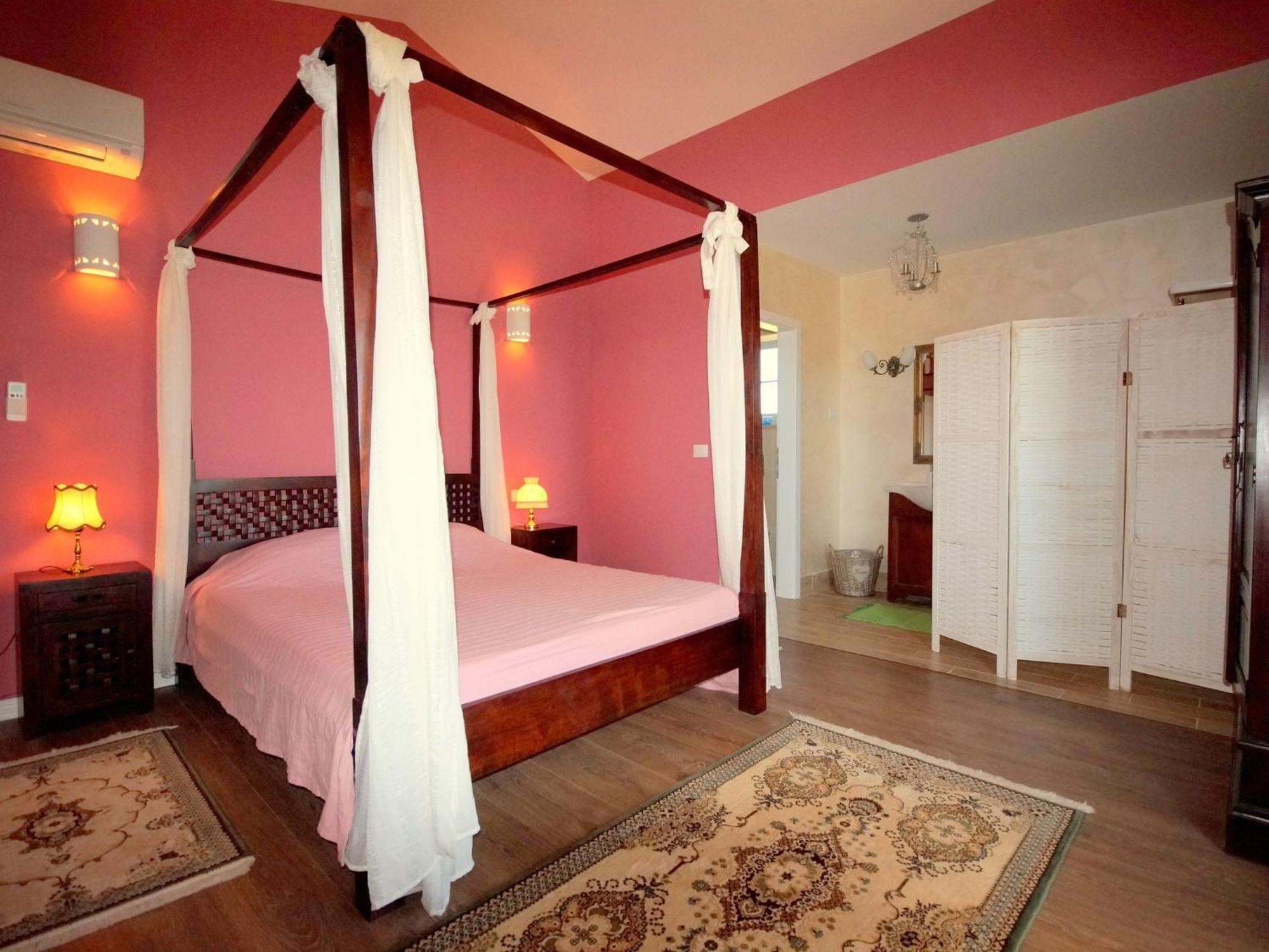 Lovely Villa With Pool, Wellness And Fenced Garden Rakalj Екстериор снимка